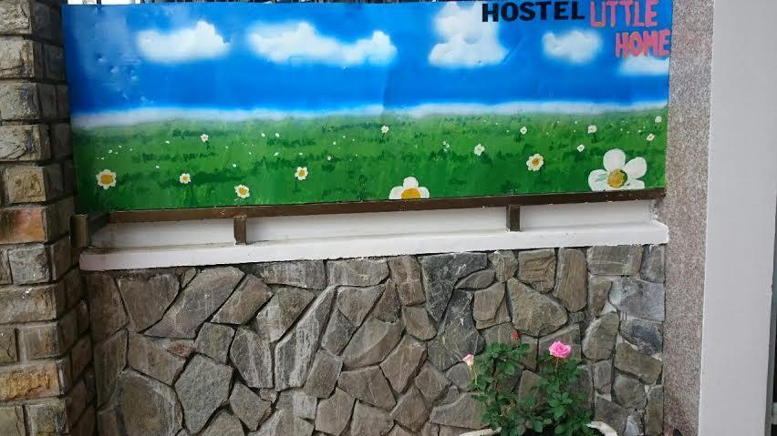 Little Home Hostel Vinh Hai Bagian luar foto